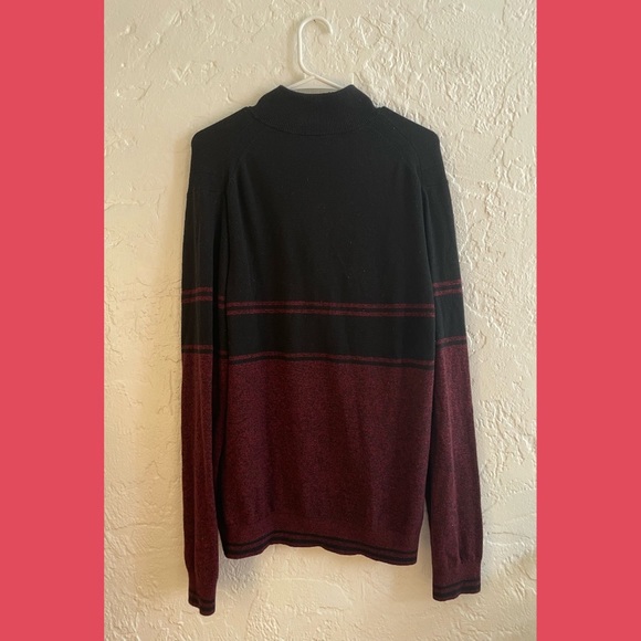 Thin, soft turtleneck sweater - Picture 2 of 4